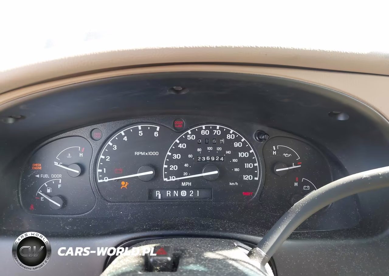 2000 Ford Explorer Xlt VIN:1FMZU63PXYZC25701 - 7