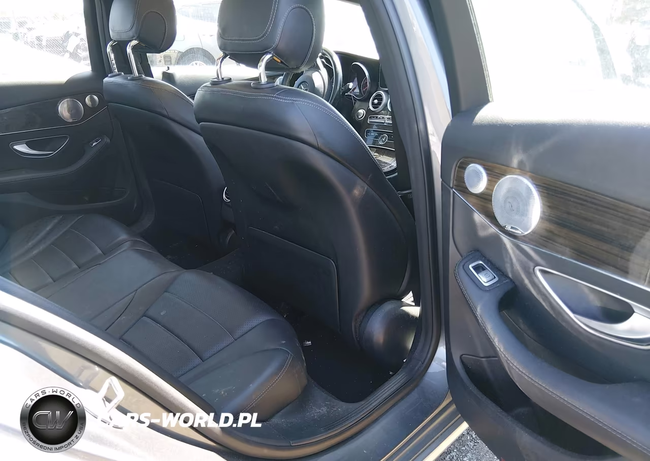 2018 Mercedes-Benz C 300 4Matic VIN:55SWF4KB5JU245456 - 8