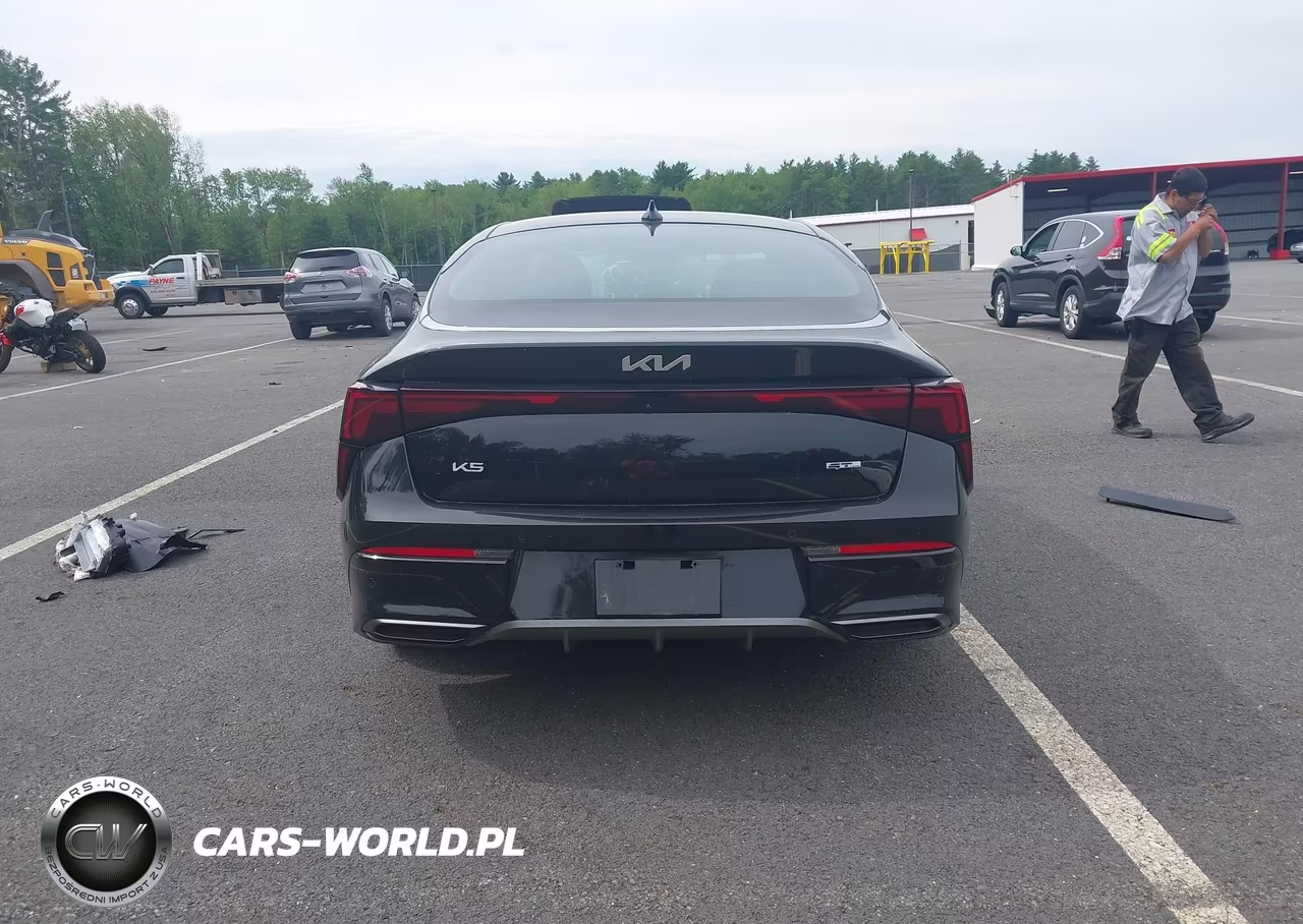 2025 Kia K5 Gt-Line VIN:KNAG64J75S5329974 - 16