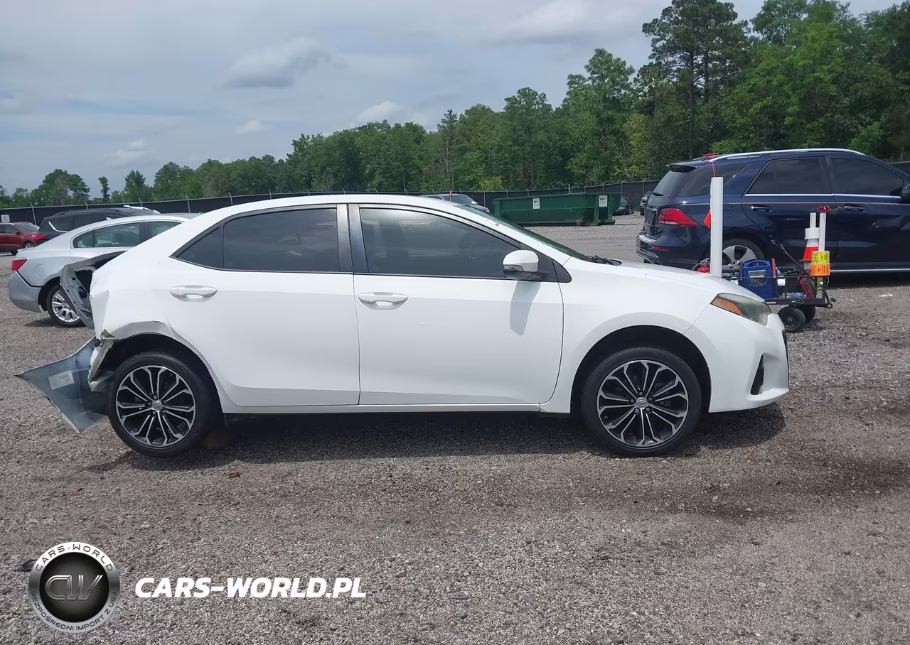 2016 Toyota Corolla S Plus VIN:5YFBURHE4GP520686 - 13