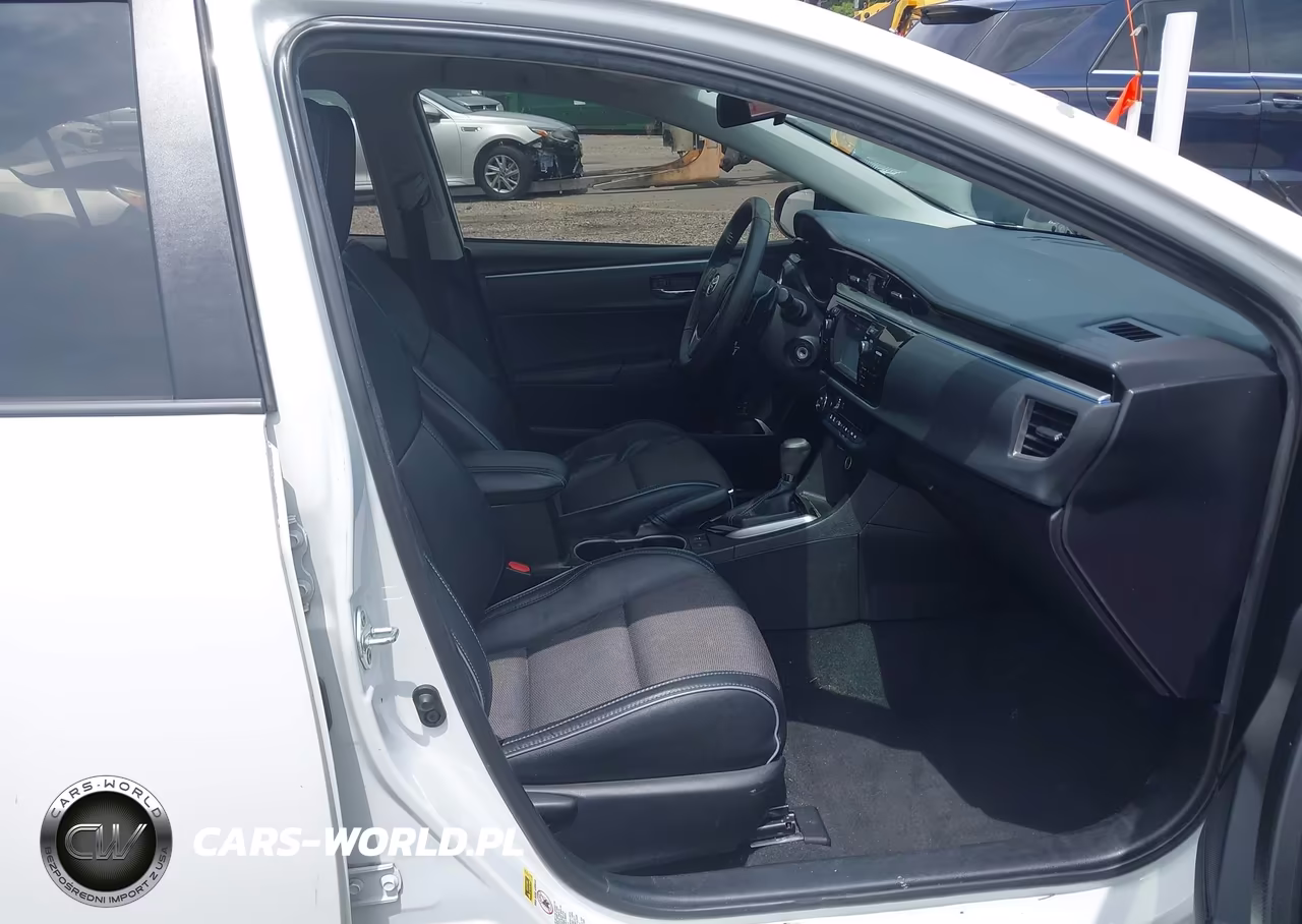 2016 Toyota Corolla S Plus VIN:5YFBURHE4GP520686 - 5