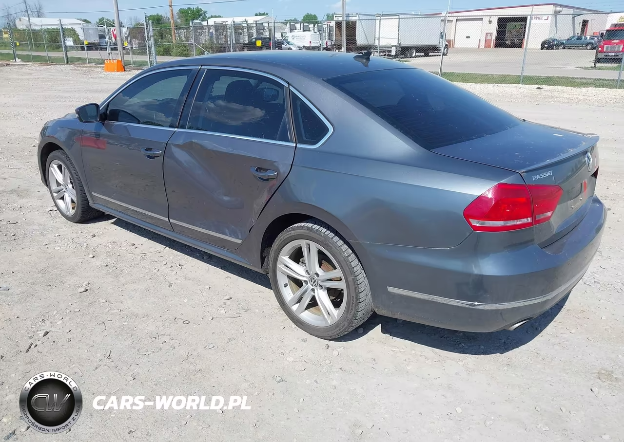 2014 Volkswagen Passat 2.0L Tdi Sel Premium VIN:1VWCN7A35EC066417 - 3