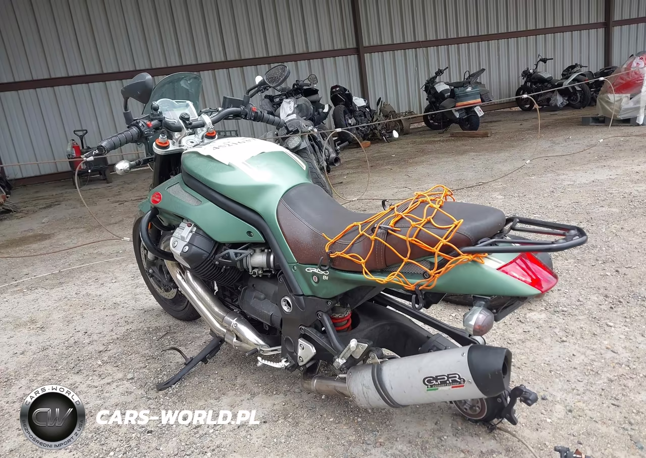 2012 Moto Guzzi Griso 1200 8V VIN:ZGULSU028CM111471 - 3