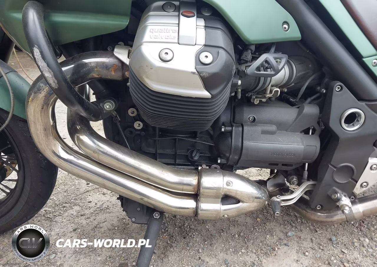 2012 Moto Guzzi Griso 1200 8V VIN:ZGULSU028CM111471 - 9