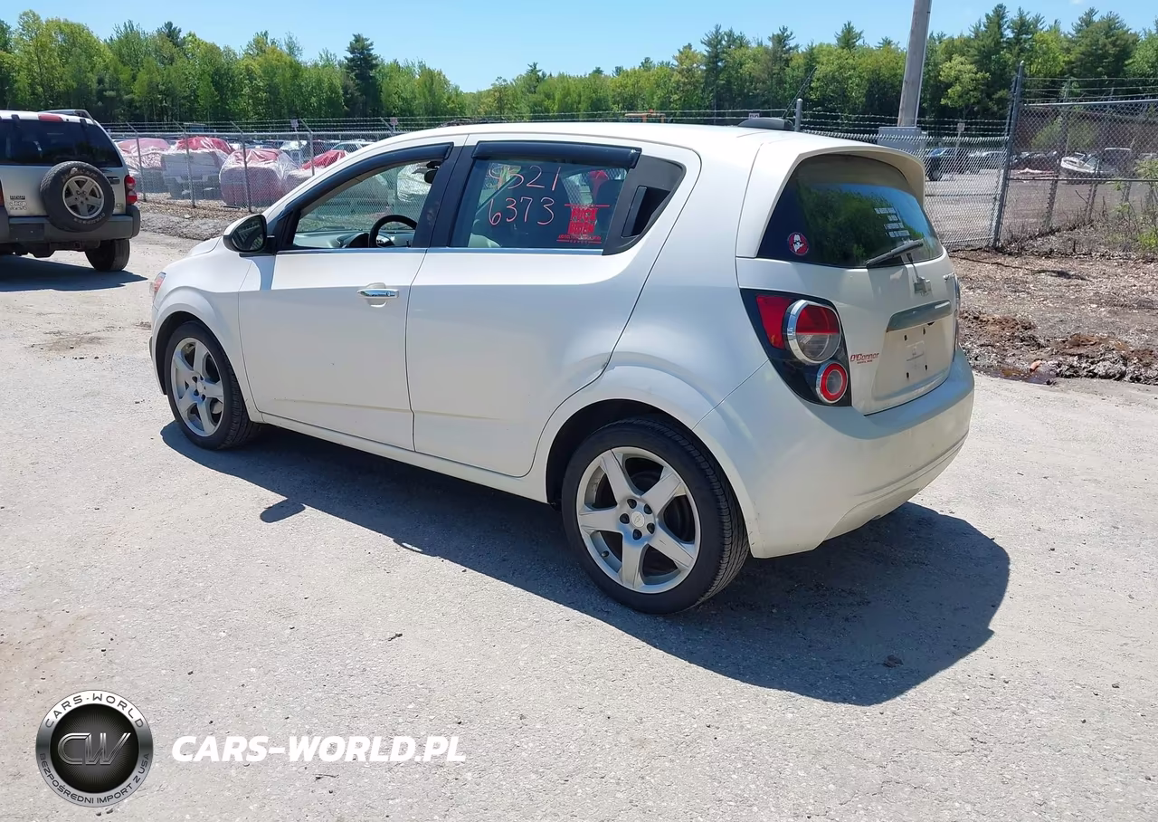 2015 Chevrolet Sonic Ltz VIN:1G1JE6SB0F4135416 - 3