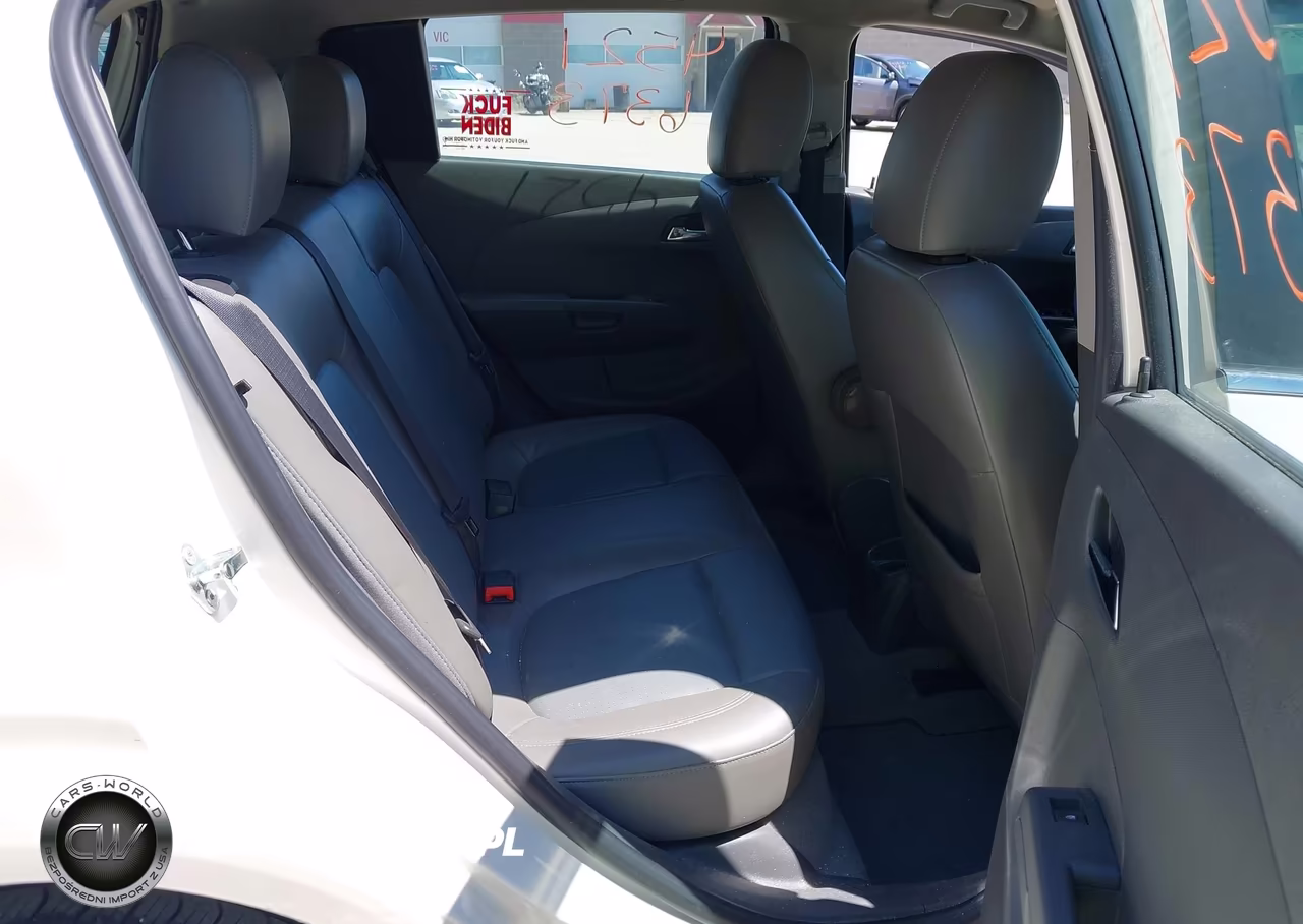 2015 Chevrolet Sonic Ltz VIN:1G1JE6SB0F4135416 - 8