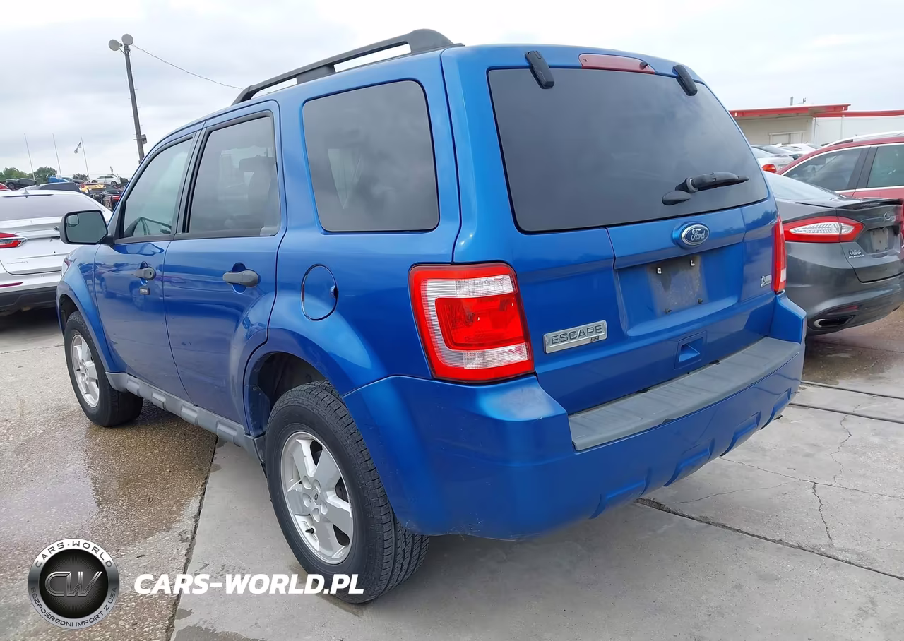 2011 Ford Escape Xlt VIN:1FMCU0DGXBKB59068 - 3