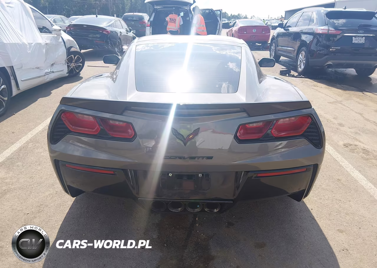 2016 Chevrolet Corvette Stingray Z51 VIN:1G1YH2D75G5111695 - 16