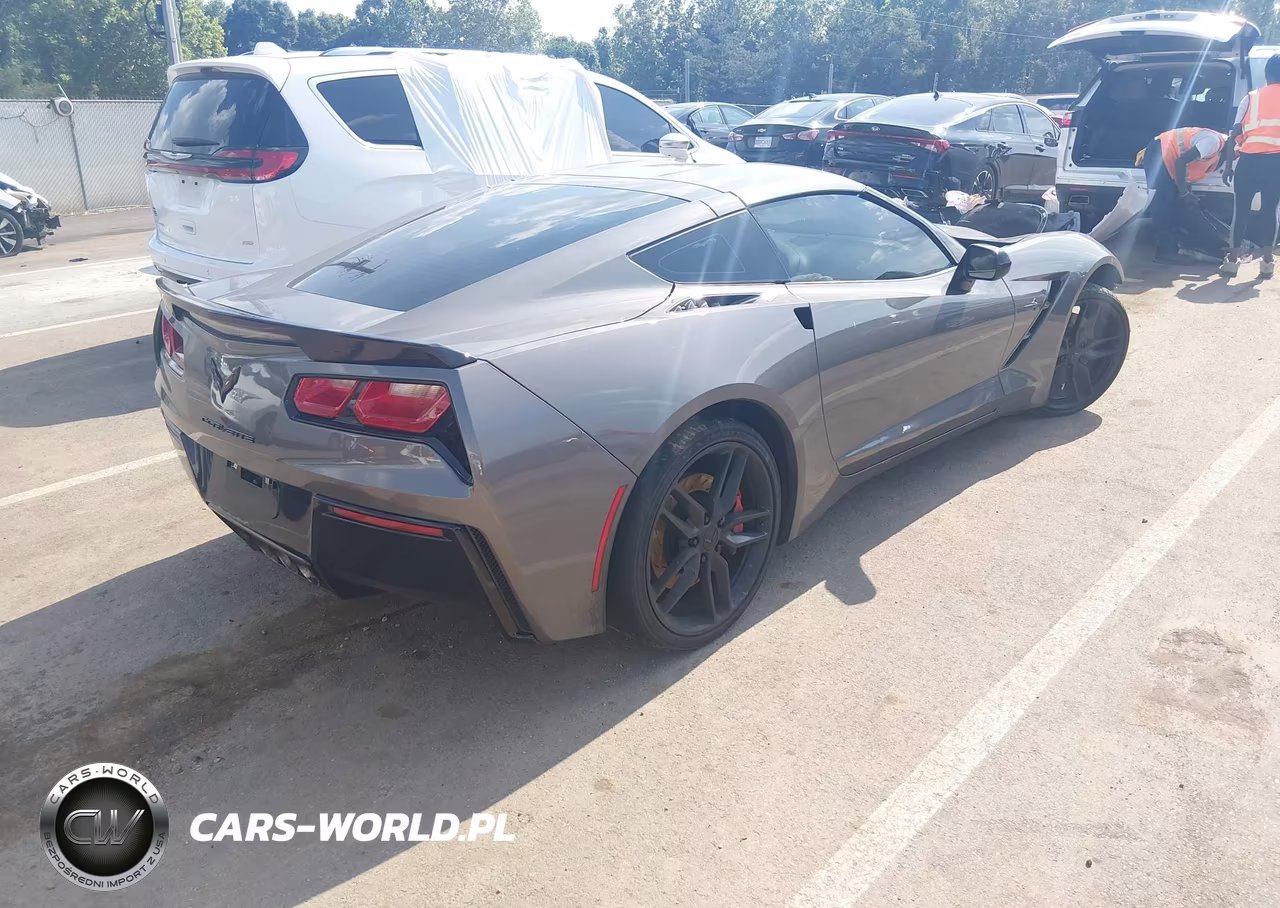 2016 Chevrolet Corvette Stingray Z51 VIN:1G1YH2D75G5111695 - 4