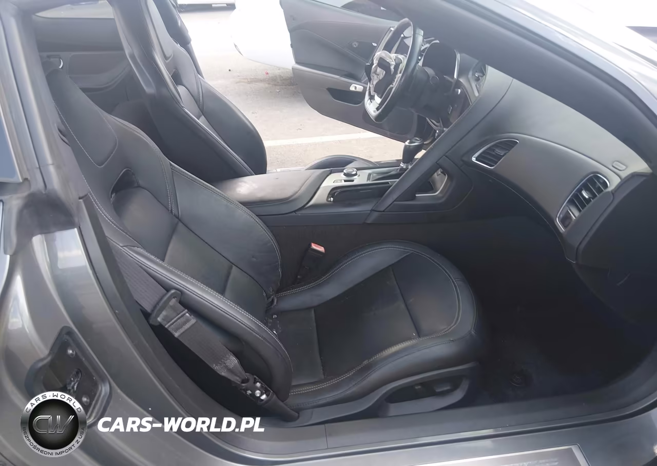 2016 Chevrolet Corvette Stingray Z51 VIN:1G1YH2D75G5111695 - 5