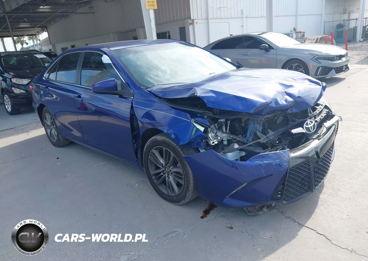 2016 Toyota Camry Se – zdjęcie 1 z 16