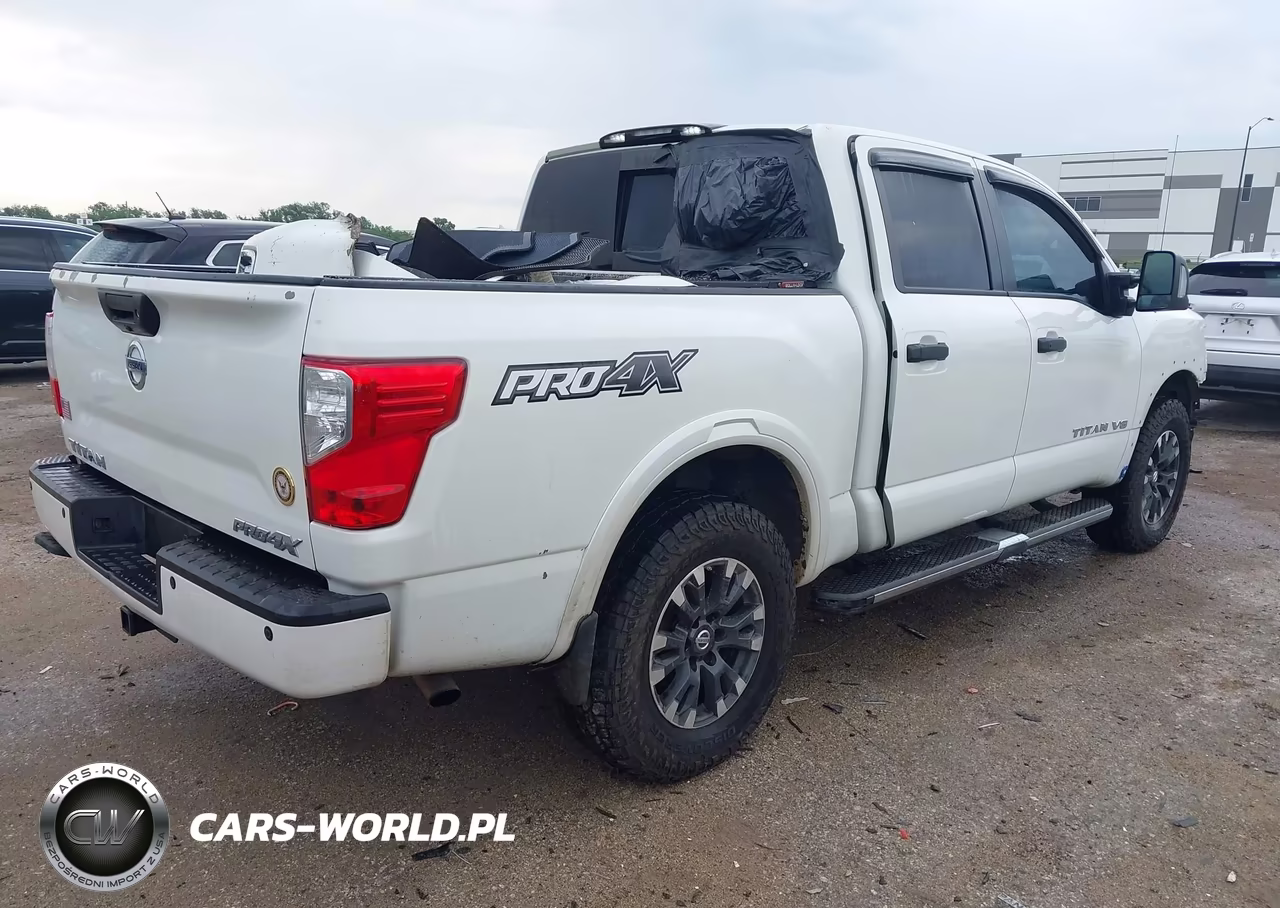 2018 Nissan Titan Pro-4X VIN:1N6AA1E57JN513257 - 4