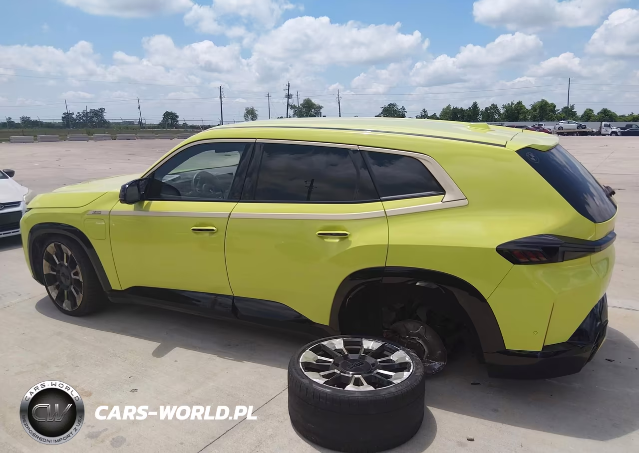 2024 BMW Xm VIN:5YM23CS01R9V51522 - 14