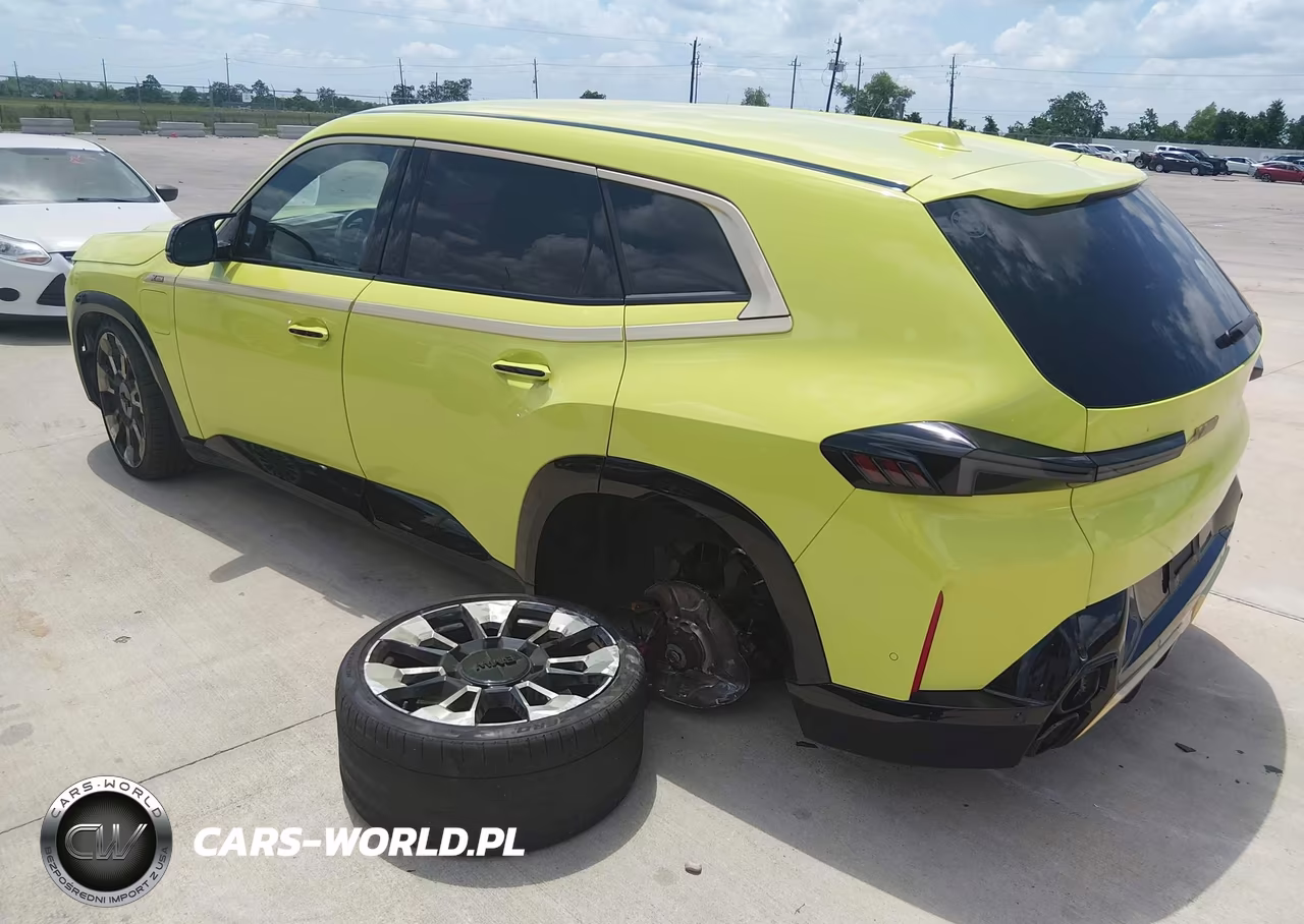 2024 BMW Xm VIN:5YM23CS01R9V51522 - 3