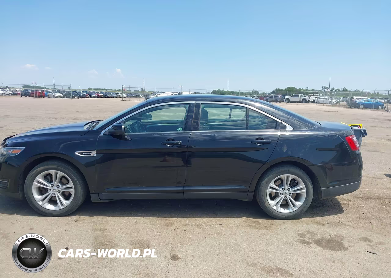 2018 Ford Taurus Sel VIN:1FAHP2E83JG124741 - 14