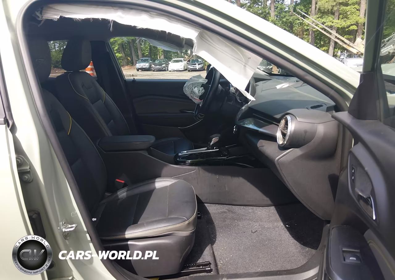 2025 Chevrolet Trax Fwd Activ VIN:KL77LKEP4SC206346 - 5