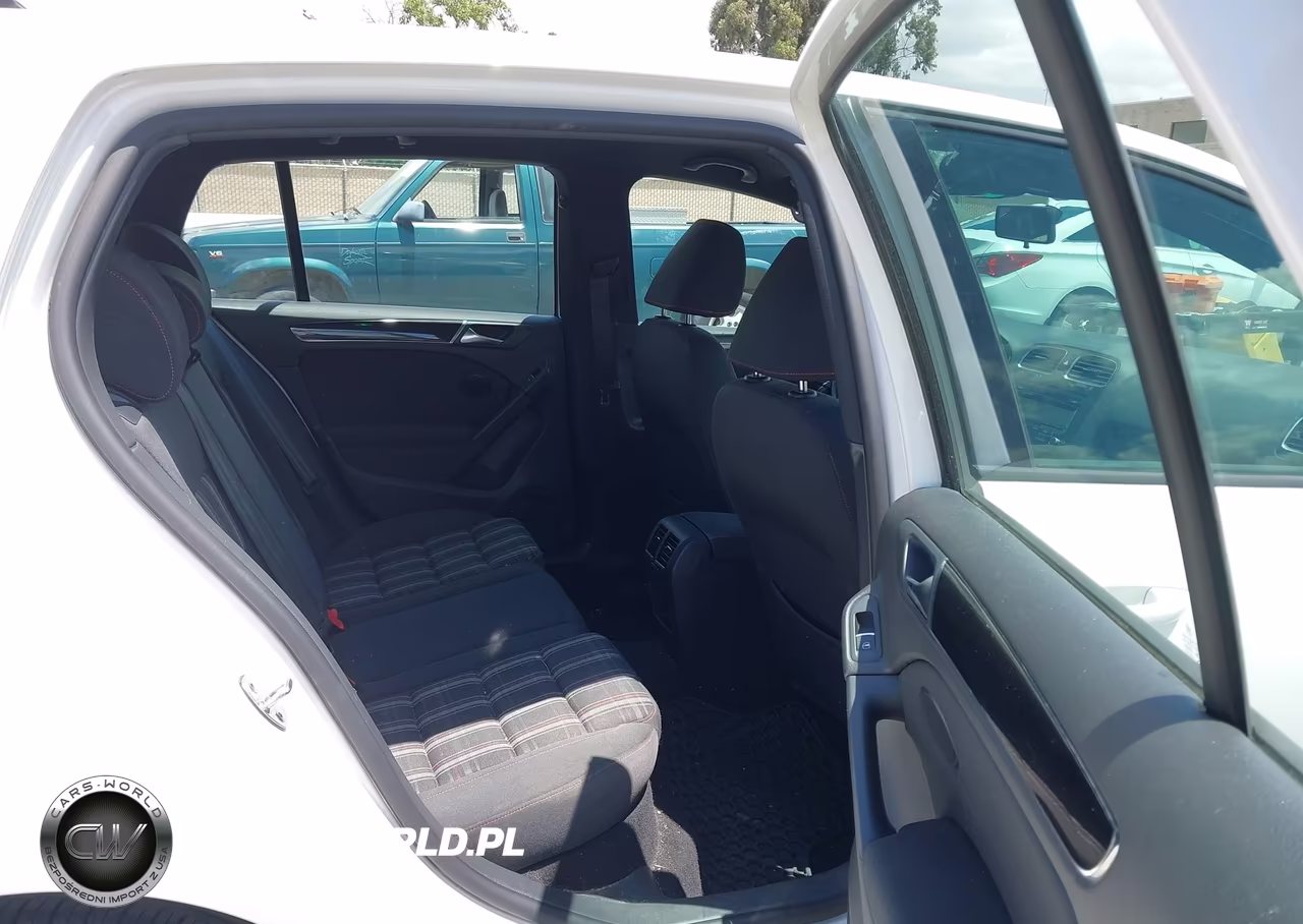 2013 Volkswagen Gti 4-Door VIN:WVWHD7AJ7DW122347 - 8