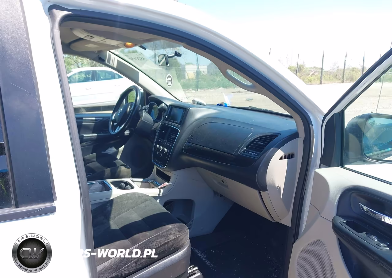 2016 Dodge Grand Caravan Sxt VIN:2C4RDGCG8GR202842 - 5
