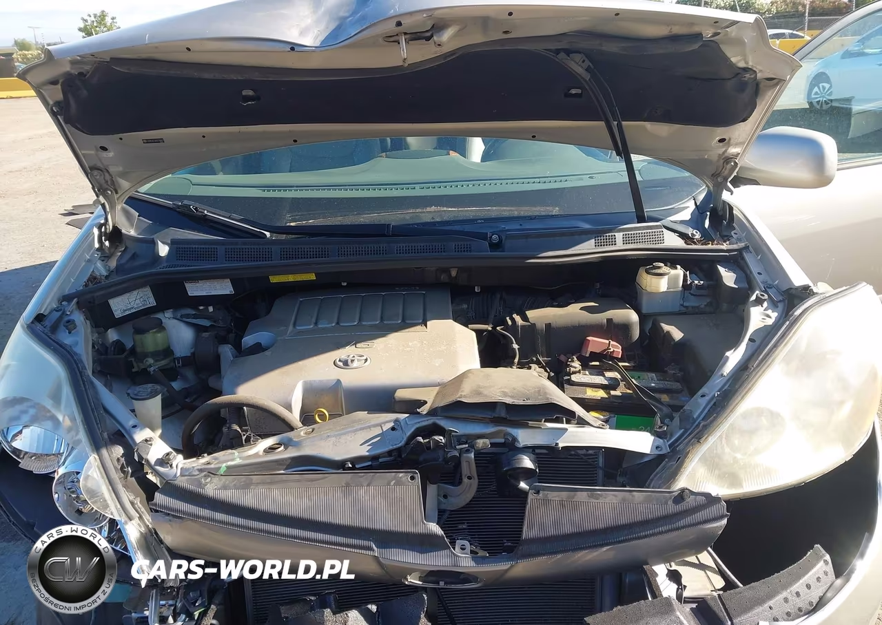 2010 Toyota Sienna Xle VIN:5TDYK4CC4AS318843 - 10