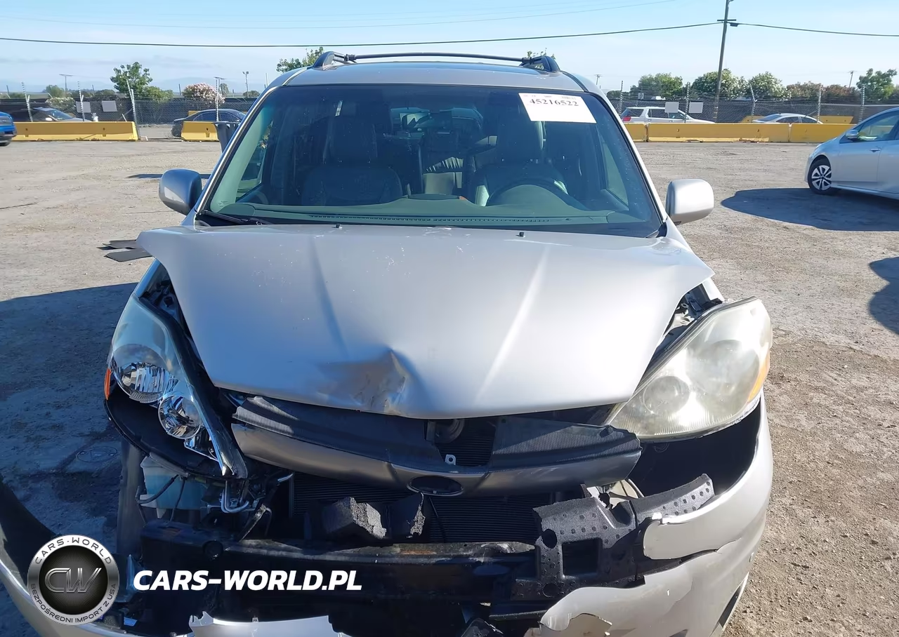 2010 Toyota Sienna Xle VIN:5TDYK4CC4AS318843 - 12