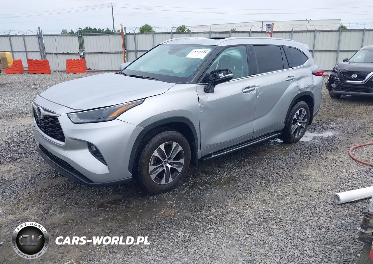 2023 Toyota Highlander Xle VIN:5TDKDRAH8PS516880 - 2