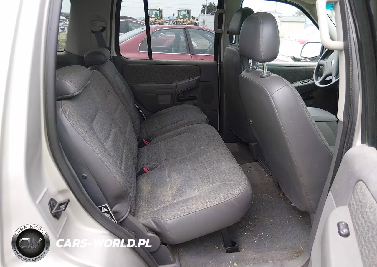2002 Ford Explorer Xls VIN:1FMZU72E72ZC49290 - 8
