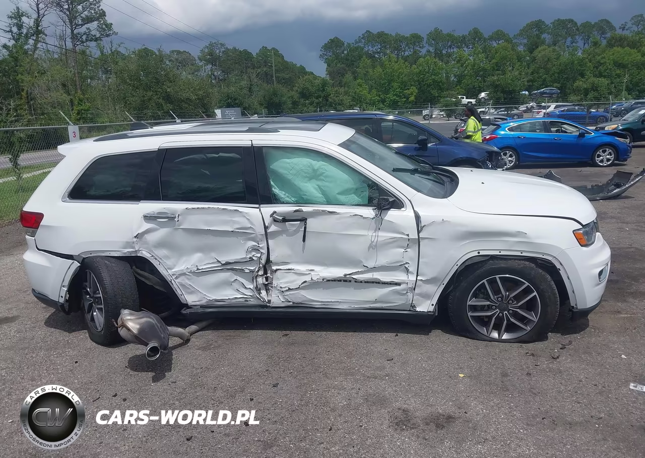 2020 Jeep Grand Cherokee Limited 4X2 VIN:1C4RJEBG9LC294724 - 13