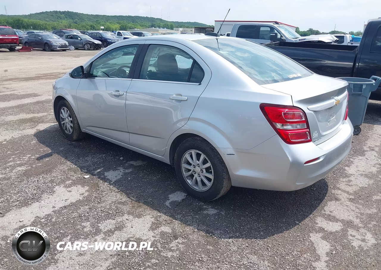 2019 Chevrolet Sonic Lt Auto VIN:1G1JD5SB2K4114932 - 3