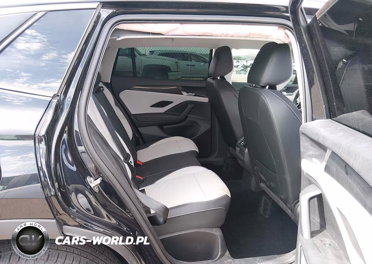 2025 Volkswagen Tiguan 2.0T Se VIN:3VVFR7RMXSM030445 - 8