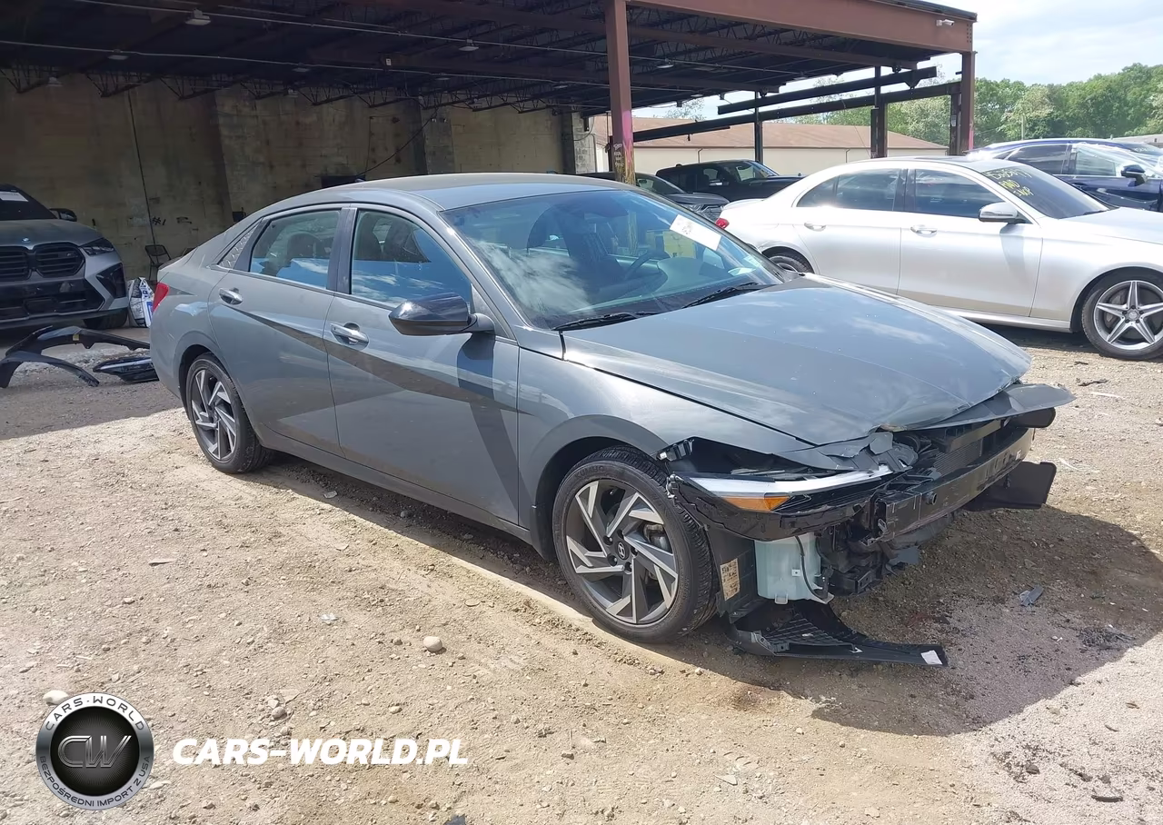 2025 Hyundai Elantra Sel Sport – zdjęcie 1 z 17