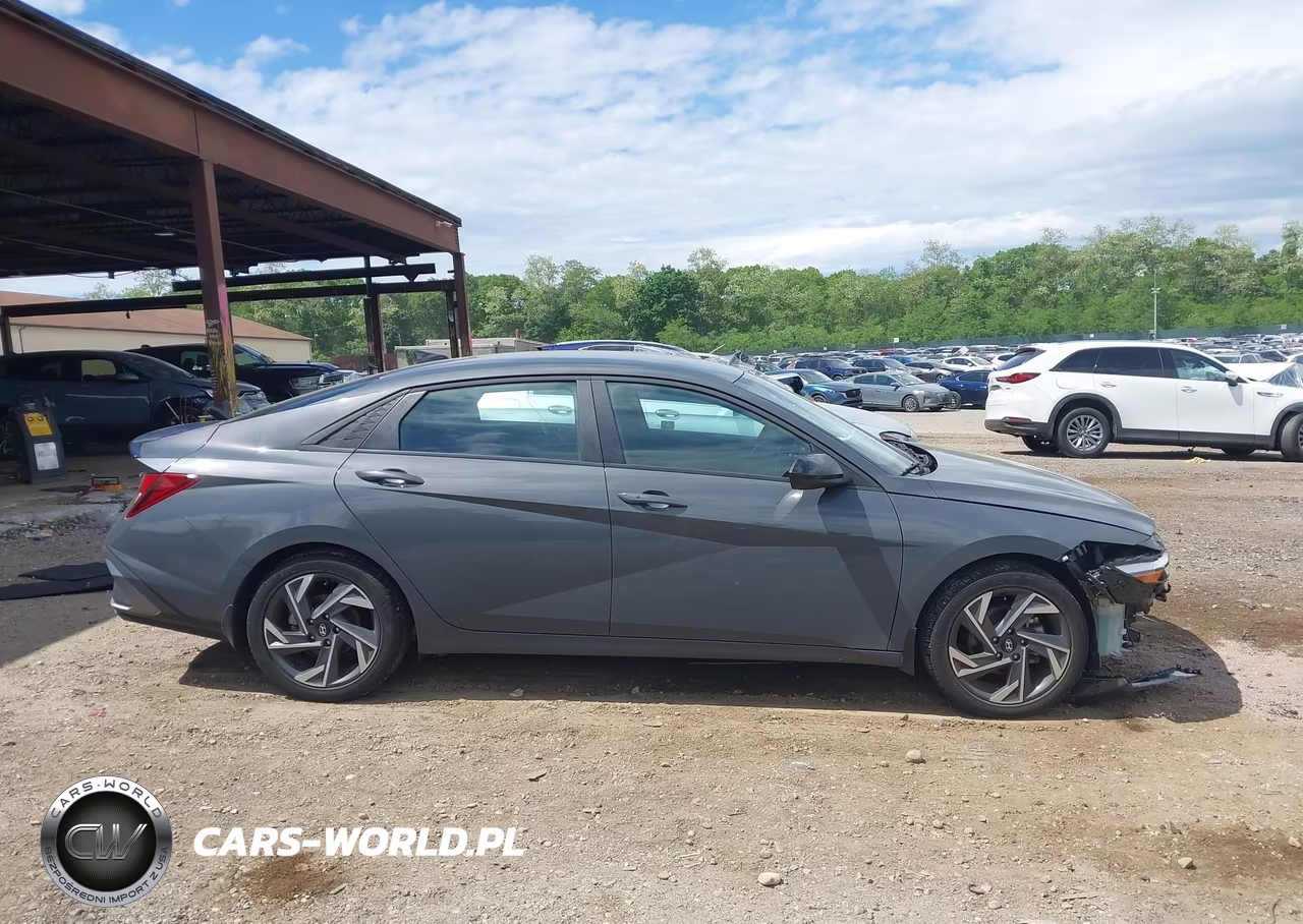 2025 Hyundai Elantra Sel Sport VIN:KMHLM4DG0SU021129 - 14
