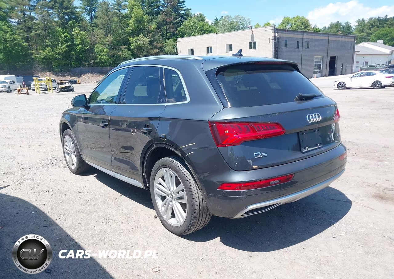 2018 Audi Q5 2.0T Premium-2.0T Tech Premium VIN:WA1BNAFY8J2210522 - 3