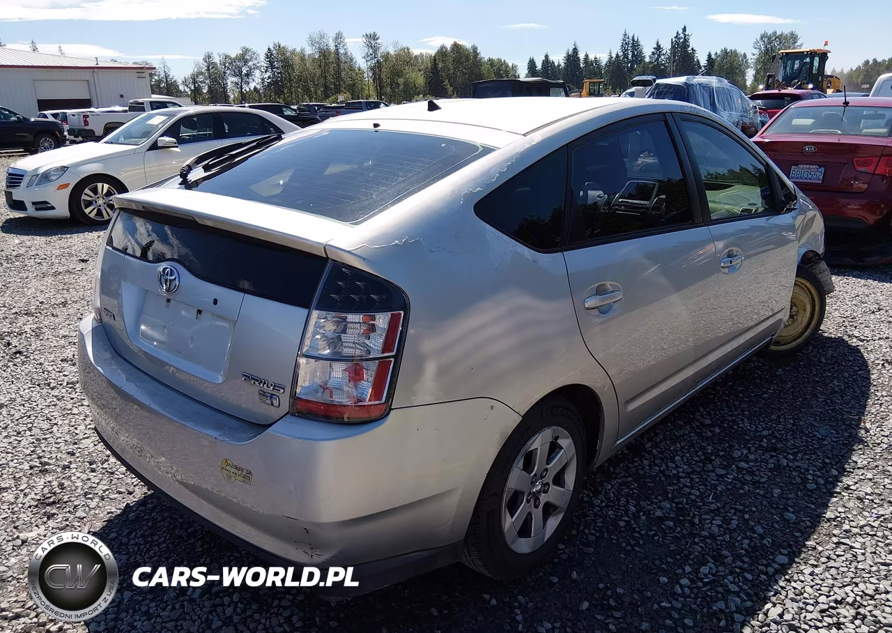 2005 Toyota Prius VIN:JTDKB20U157049918 - 4