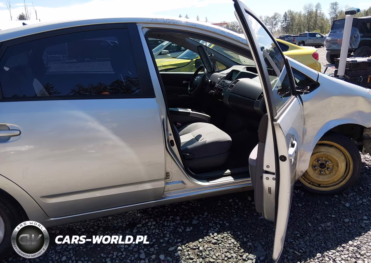 2005 Toyota Prius VIN:JTDKB20U157049918 - 5