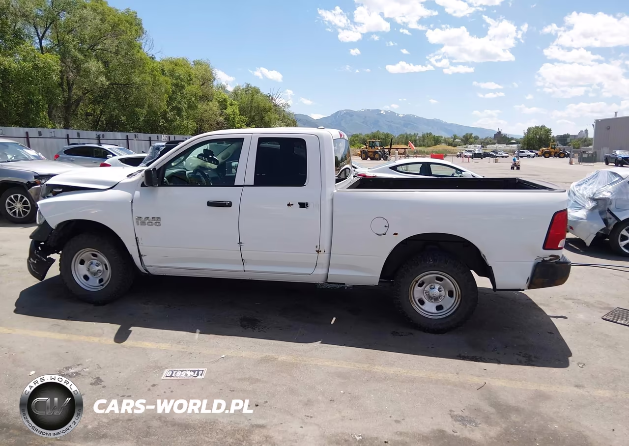 2018 Ram 1500 Tradesman 4X4 6'4 Box VIN:1C6RR7FG9JS218896 - 14