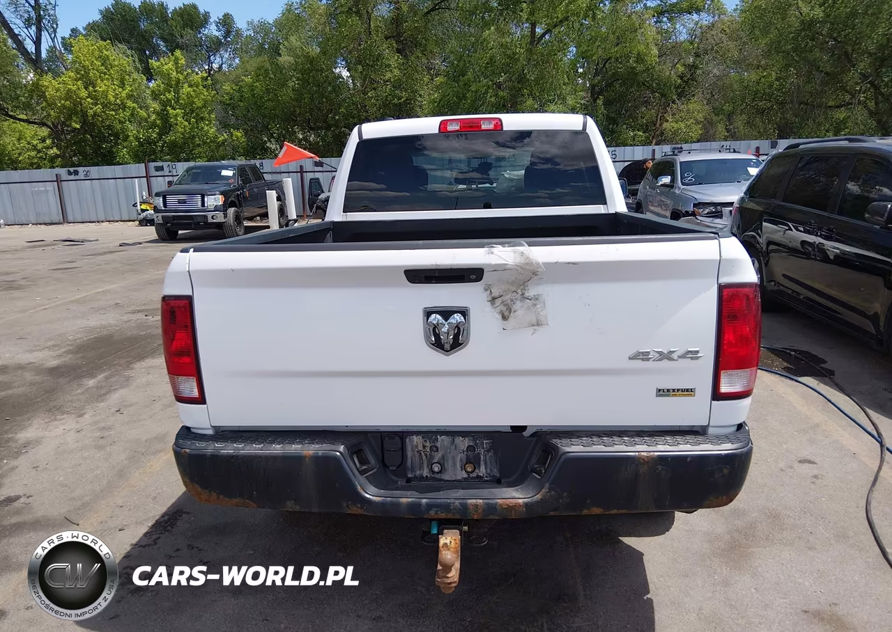 2018 Ram 1500 Tradesman 4X4 6'4 Box VIN:1C6RR7FG9JS218896 - 16