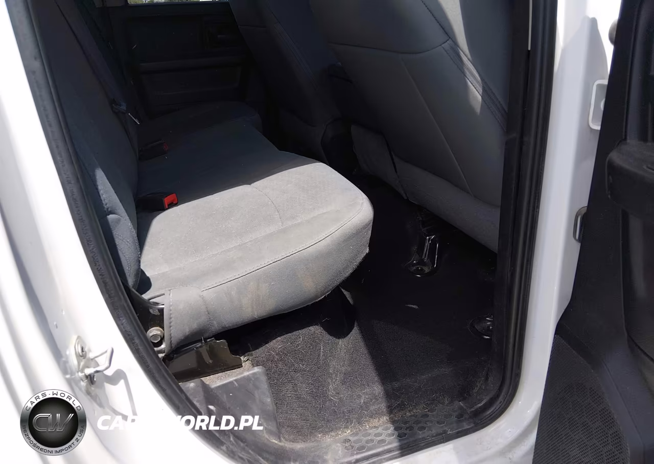 2018 Ram 1500 Tradesman 4X4 6'4 Box VIN:1C6RR7FG9JS218896 - 8