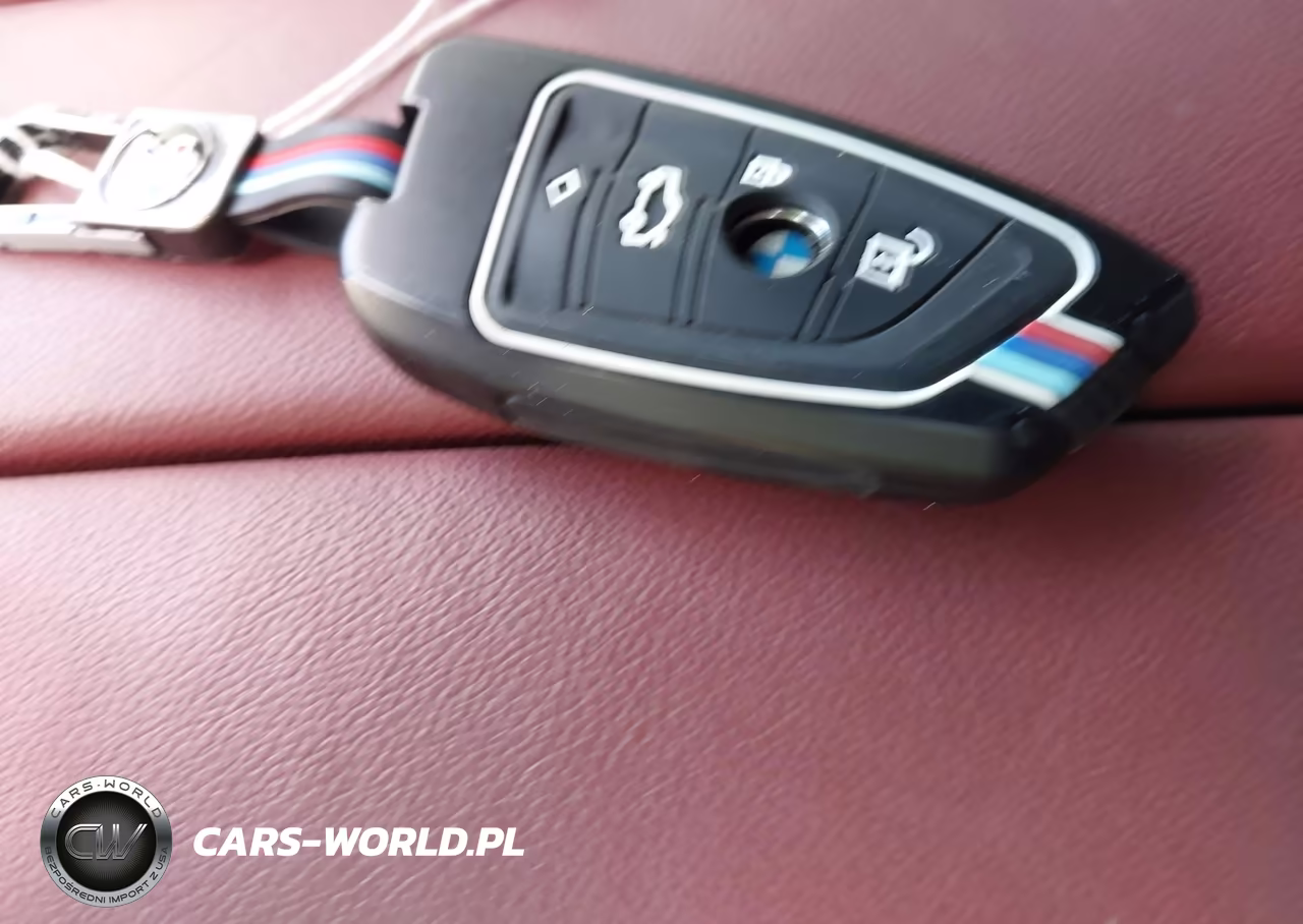 2022 BMW X6 xDrive40I VIN:5UXCY6C02N9M28402 - 11