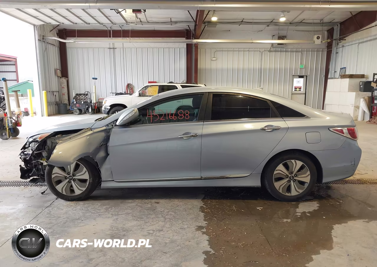 2013 Hyundai Sonata Hybrid Limited VIN:KMHEC4A45DA089100 - 15