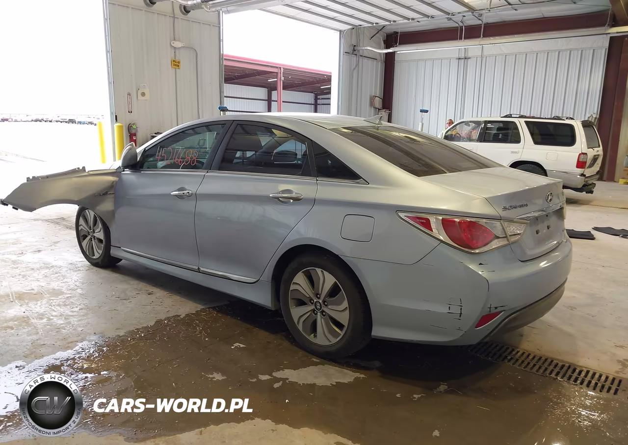 2013 Hyundai Sonata Hybrid Limited VIN:KMHEC4A45DA089100 - 3