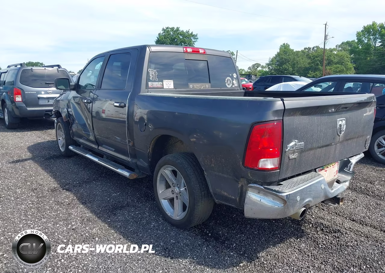 2018 Ram 1500 Big Horn 4X2 5'7 Box VIN:3C6RR6LTXJG195258 - 3