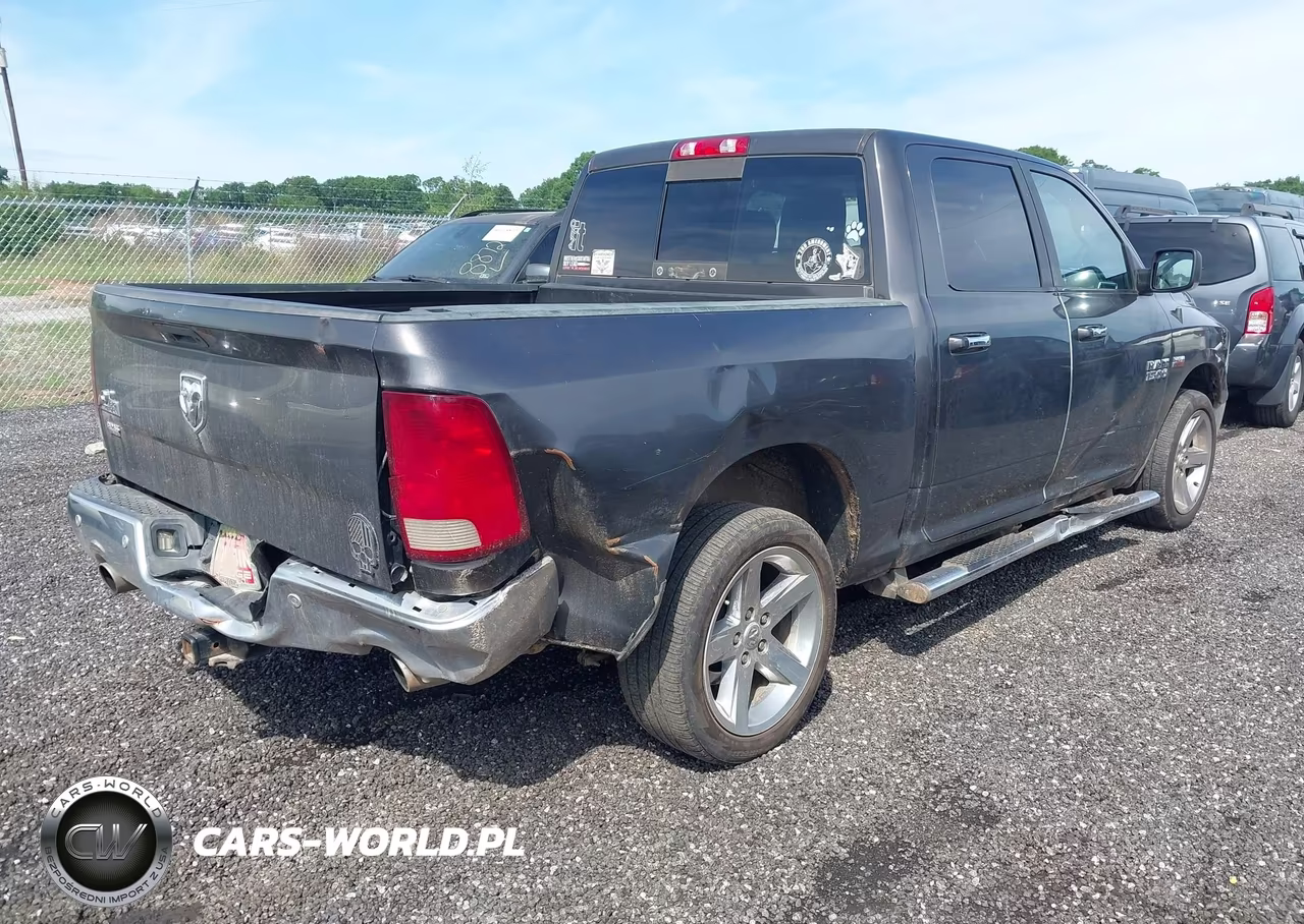 2018 Ram 1500 Big Horn 4X2 5'7 Box VIN:3C6RR6LTXJG195258 - 4