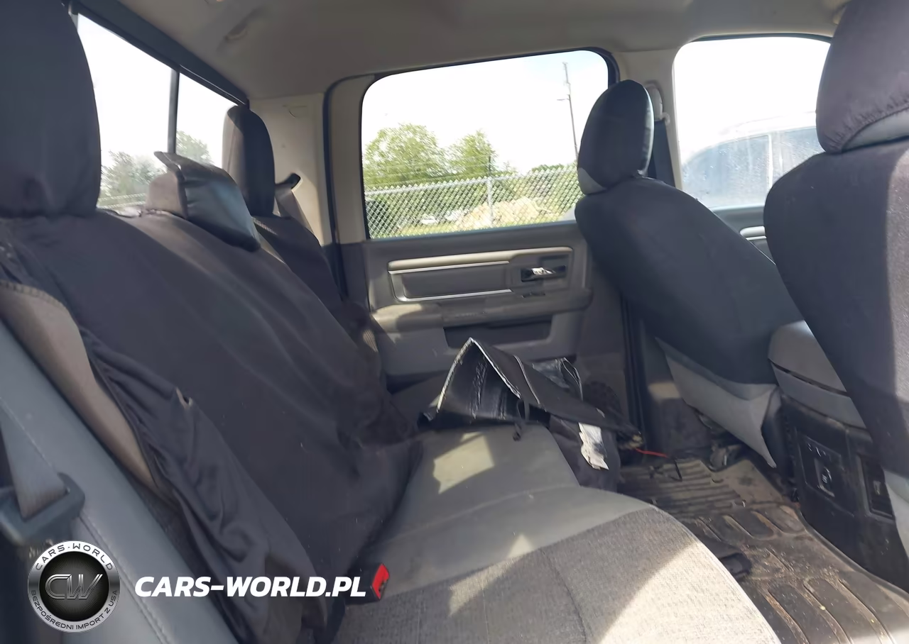 2018 Ram 1500 Big Horn 4X2 5'7 Box VIN:3C6RR6LTXJG195258 - 8