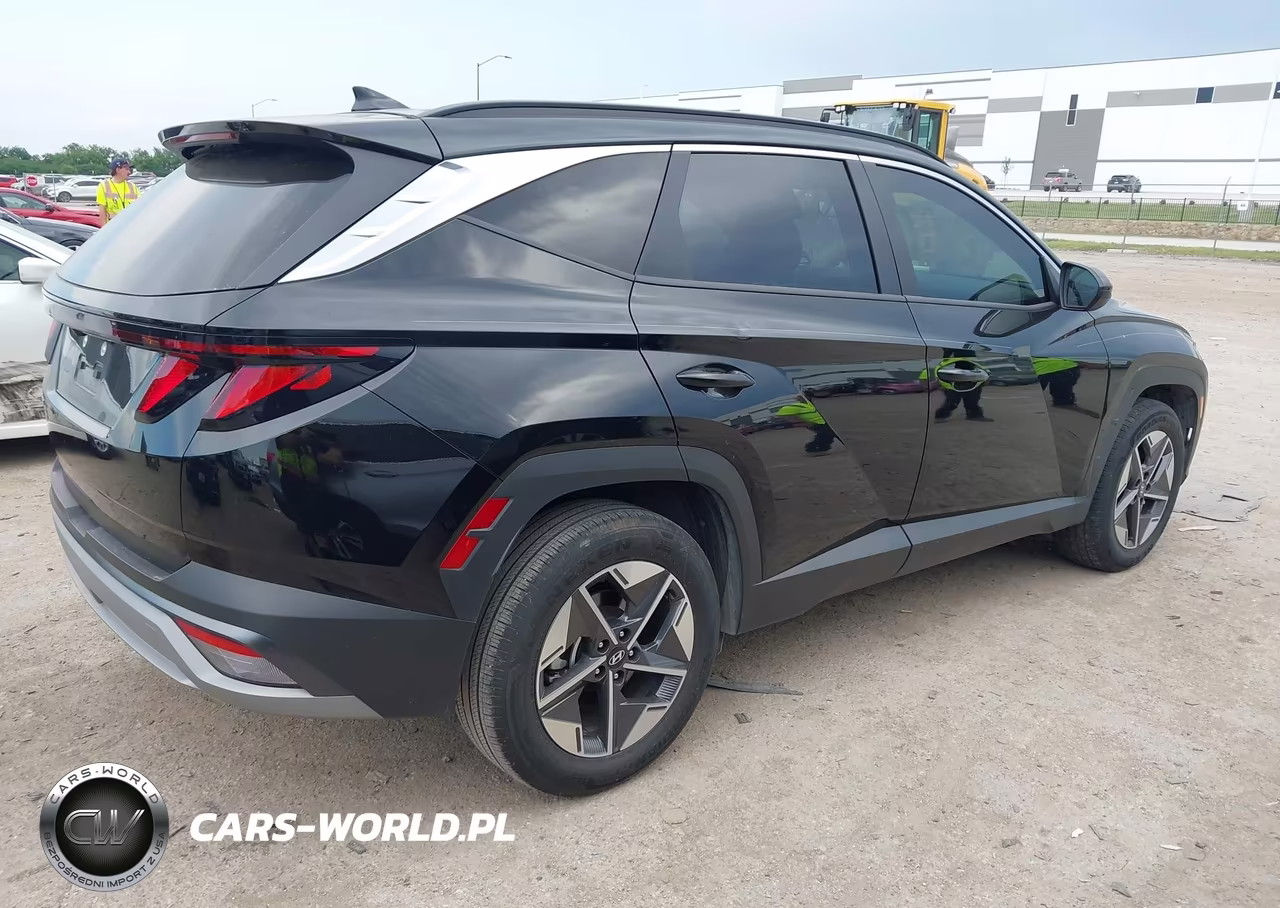 2025 Hyundai Tucson Sel VIN:3KMJB3DE1SE009240 - 4