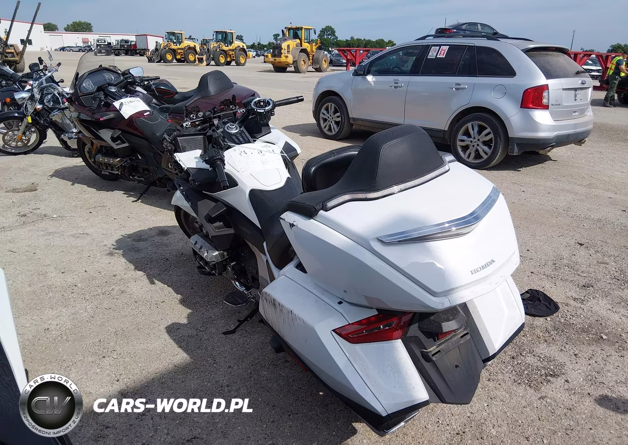 2018 Honda Gl1800 D VIN:JH2SC7957JK000078 - 3