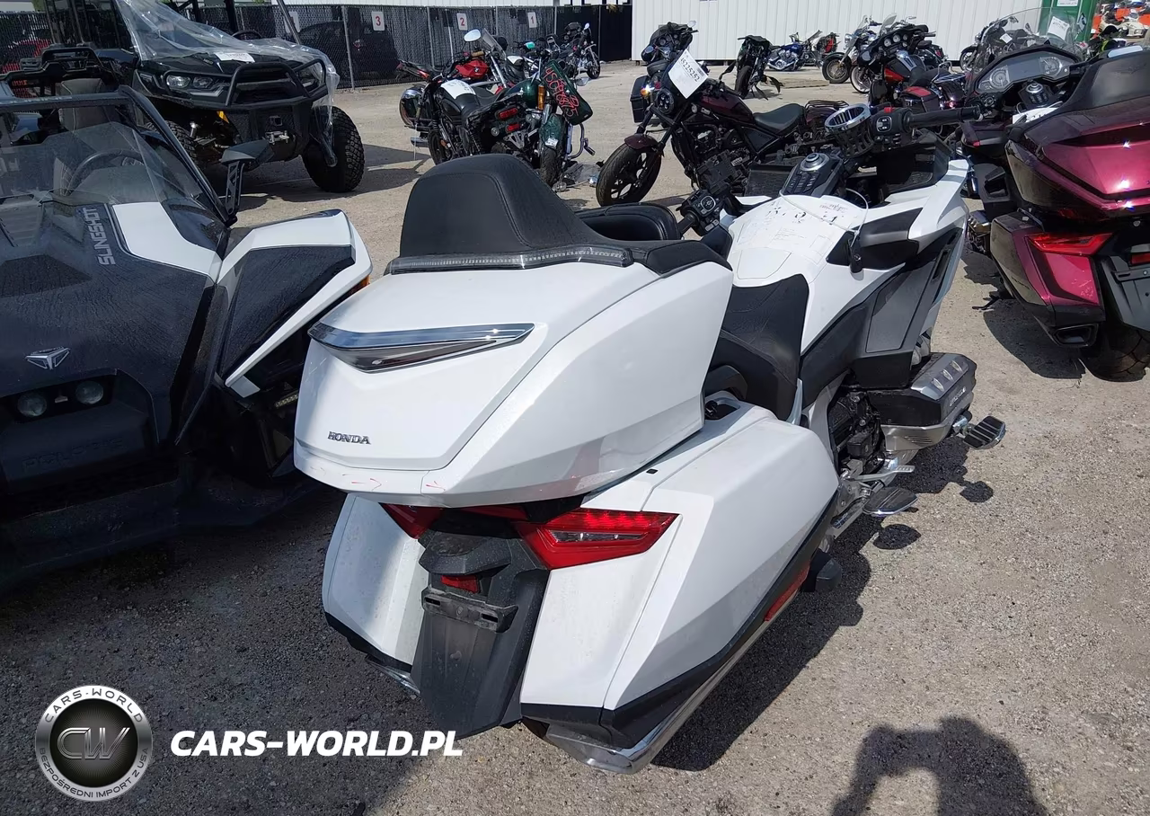 2018 Honda Gl1800 D VIN:JH2SC7957JK000078 - 4