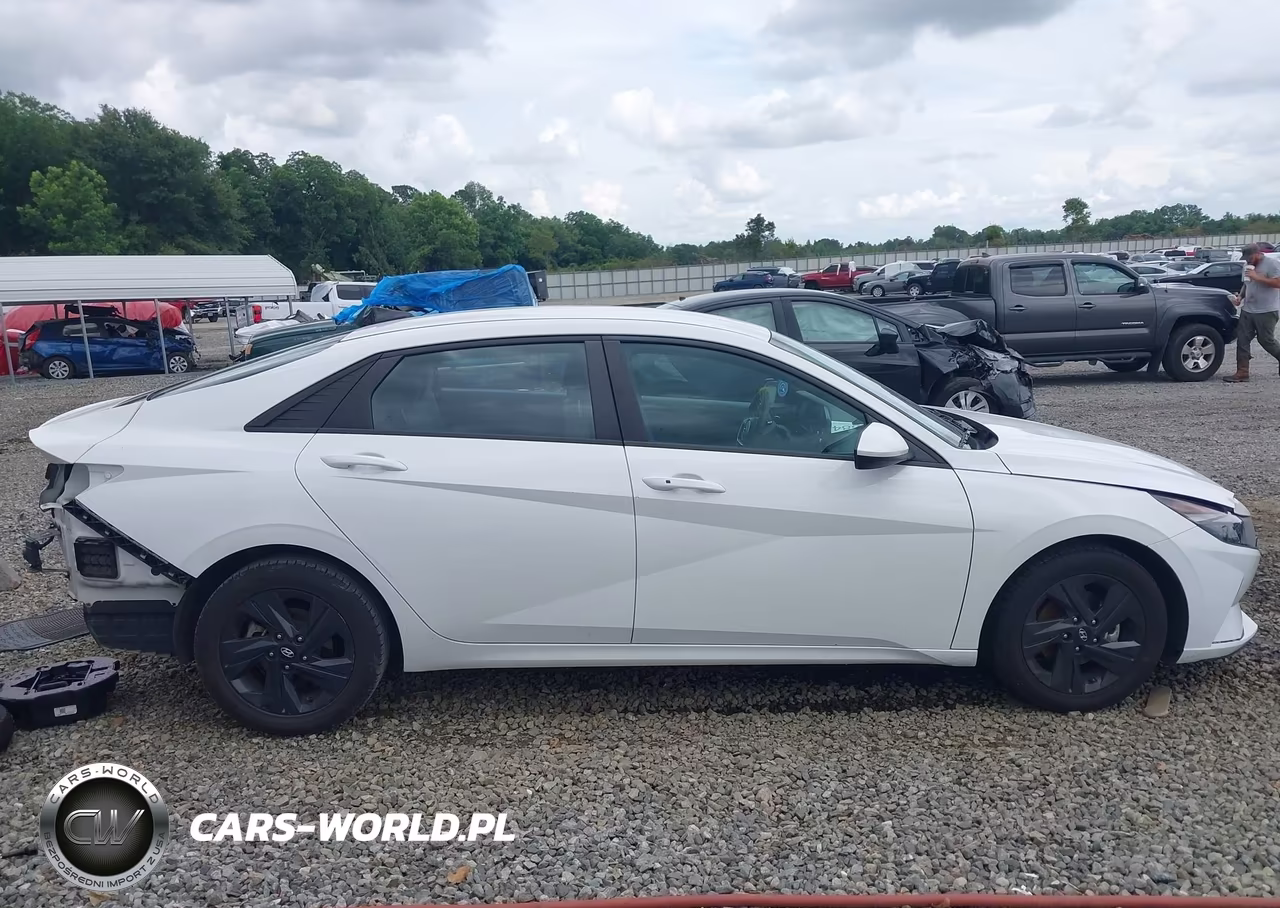 2023 Hyundai Elantra Sel VIN:5NPLM4AG8PH102549 - 14