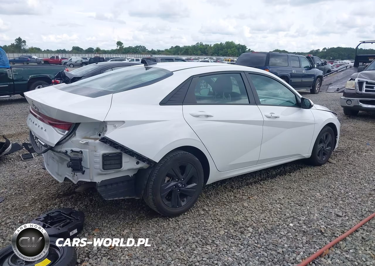 2023 Hyundai Elantra Sel VIN:5NPLM4AG8PH102549 - 4