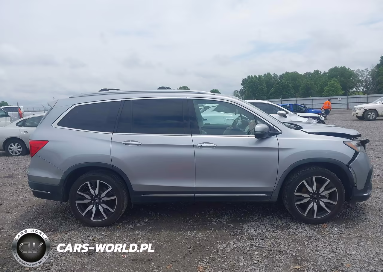 2019 Honda Pilot Elite VIN:5FNYF6H05KB012965 - 14