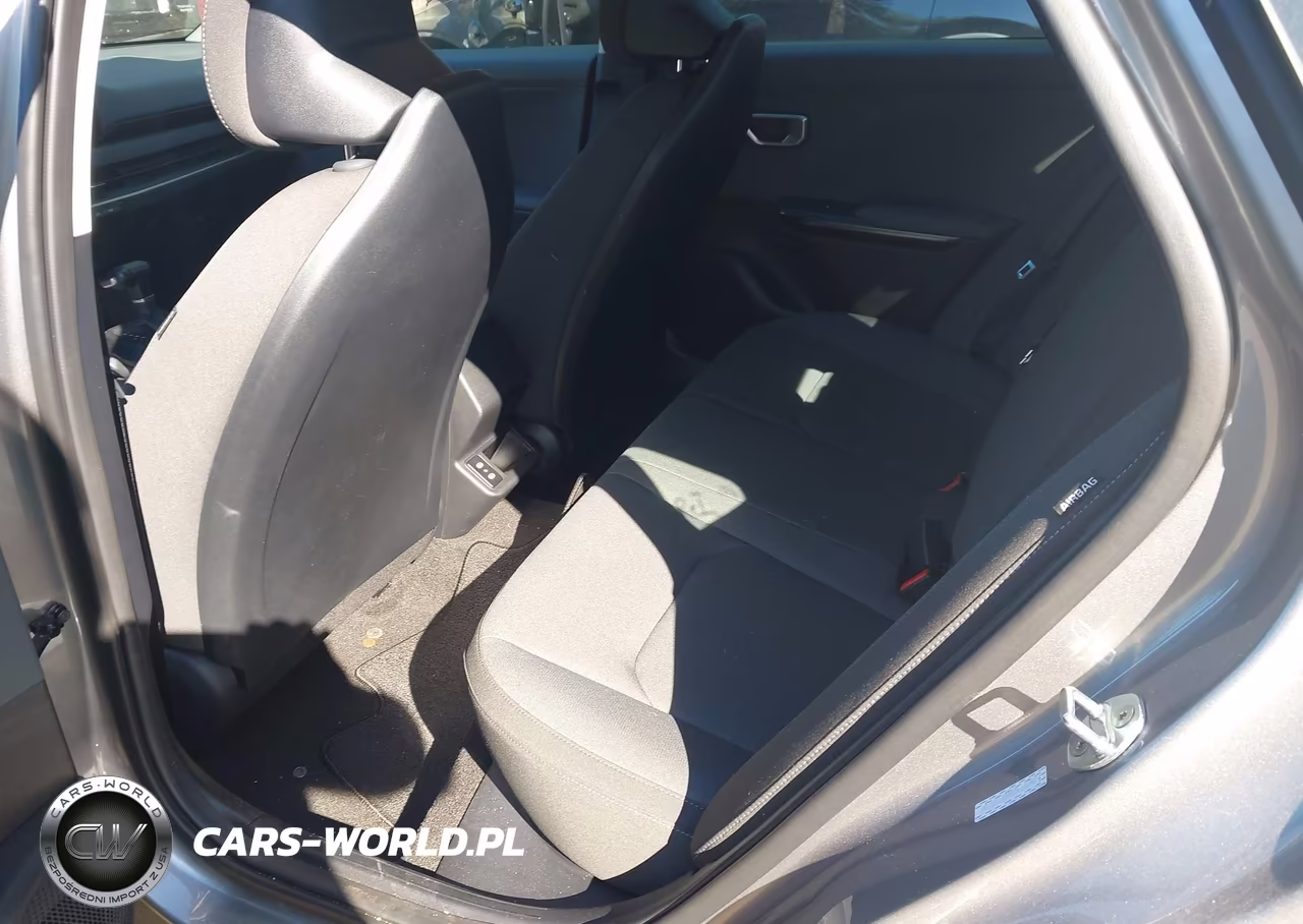 2025 Kia K4 Lxs VIN:3KPFT4DE8SE227736 - 8